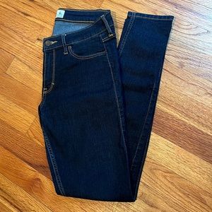 Abercrombie & Fitch Skinny Jeans